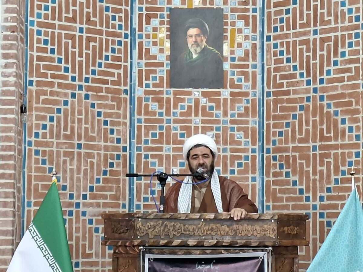 خیابان‌ها را خالی نگذارید؛ دشمن می‌خواهد تجمعات مردمی را از بین ببرد