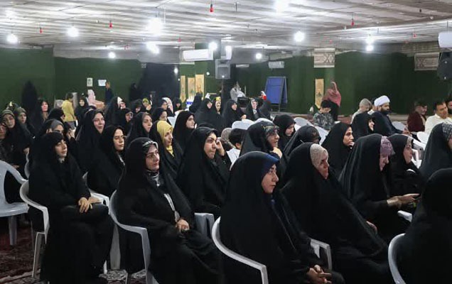 رونمایی از انتشارات «امیرمومنان» در کاشان + عکس رونمایی از انتشارات «امیرمومنان» در کاشان + عکس