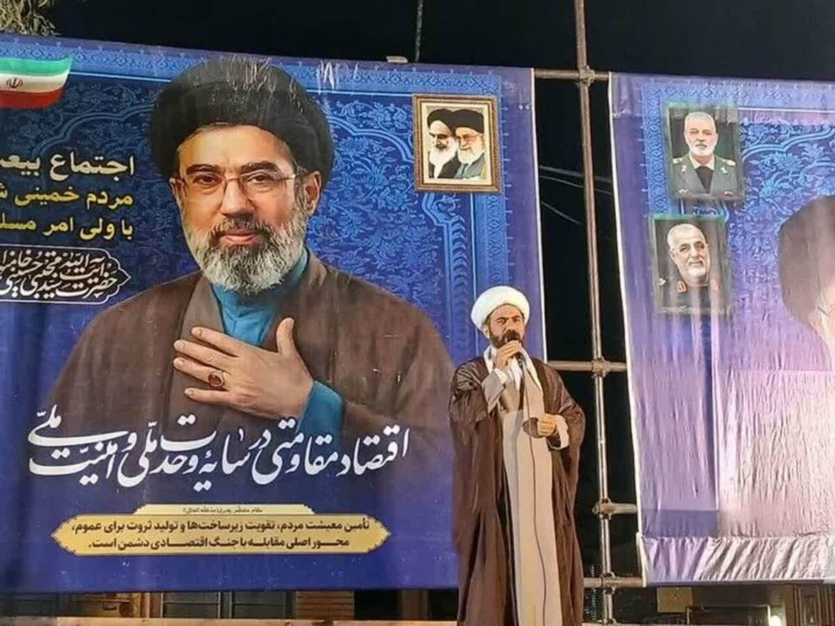 ایستادگی در برابر موشک‌های رسانه‌ای و اقتصادی دشمن ضروری است