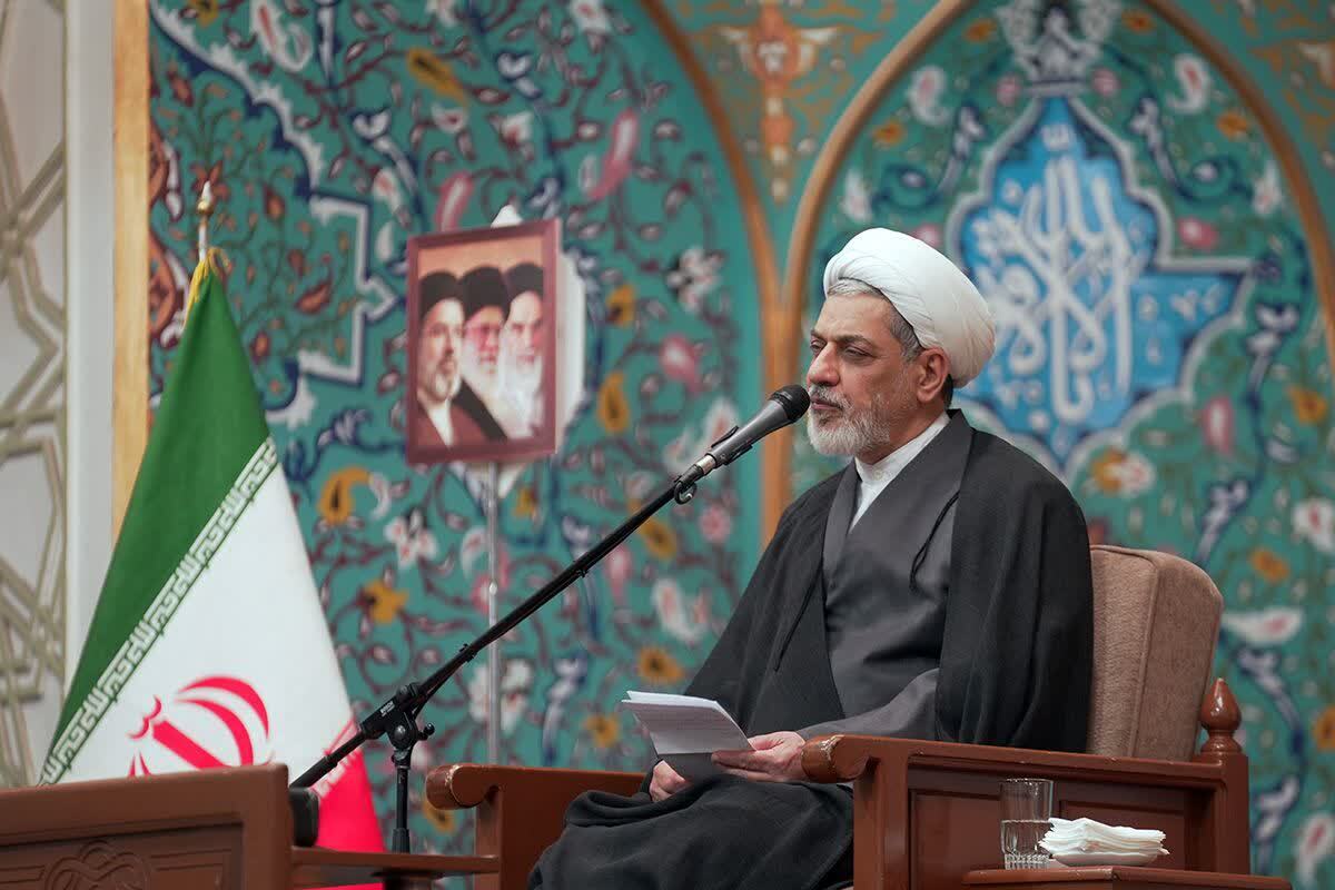 آیت الله بهجت مدافع نظام اسلامی و پیرو امامین انقلاب بود