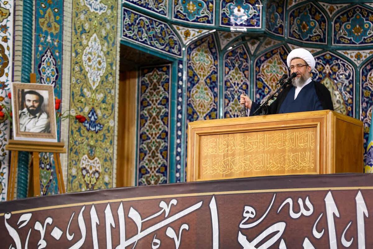 نشاط و امید باید در همه بخش‌های جامعه تقویت شود