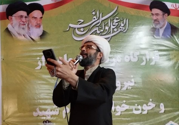تشریح اقدامات جهادی طلاب و روحانیون فارس در ایام جنگ تحمیلی سوم