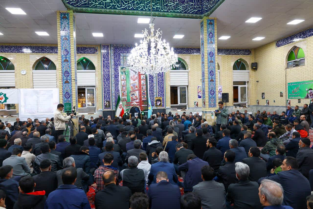 برگزاری یادواره شهدای بخشایش با حضور امام جمعه تبریز+ تصاویر برگزاری یادواره شهدای بخشایش با حضور امام جمعه تبریز+ تصاویر