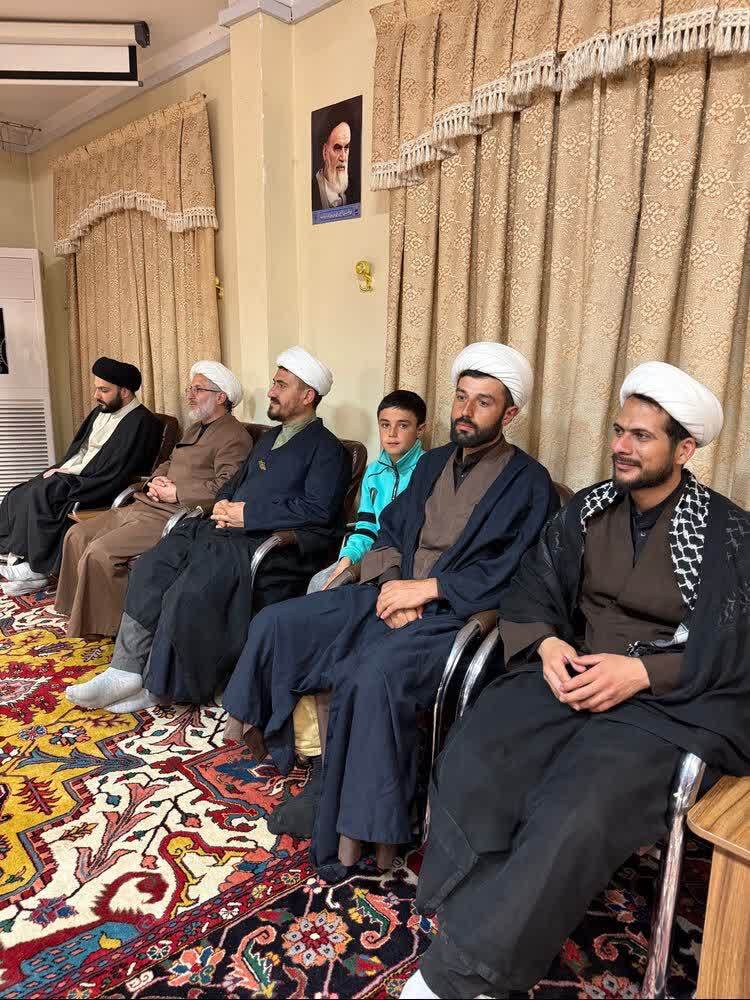 برگزاری نشست هماندیشی بسیج طلاب در حوزه ولیعصر برگزاری نشست هماندیشی بسیج طلاب در حوزه ولیعصر