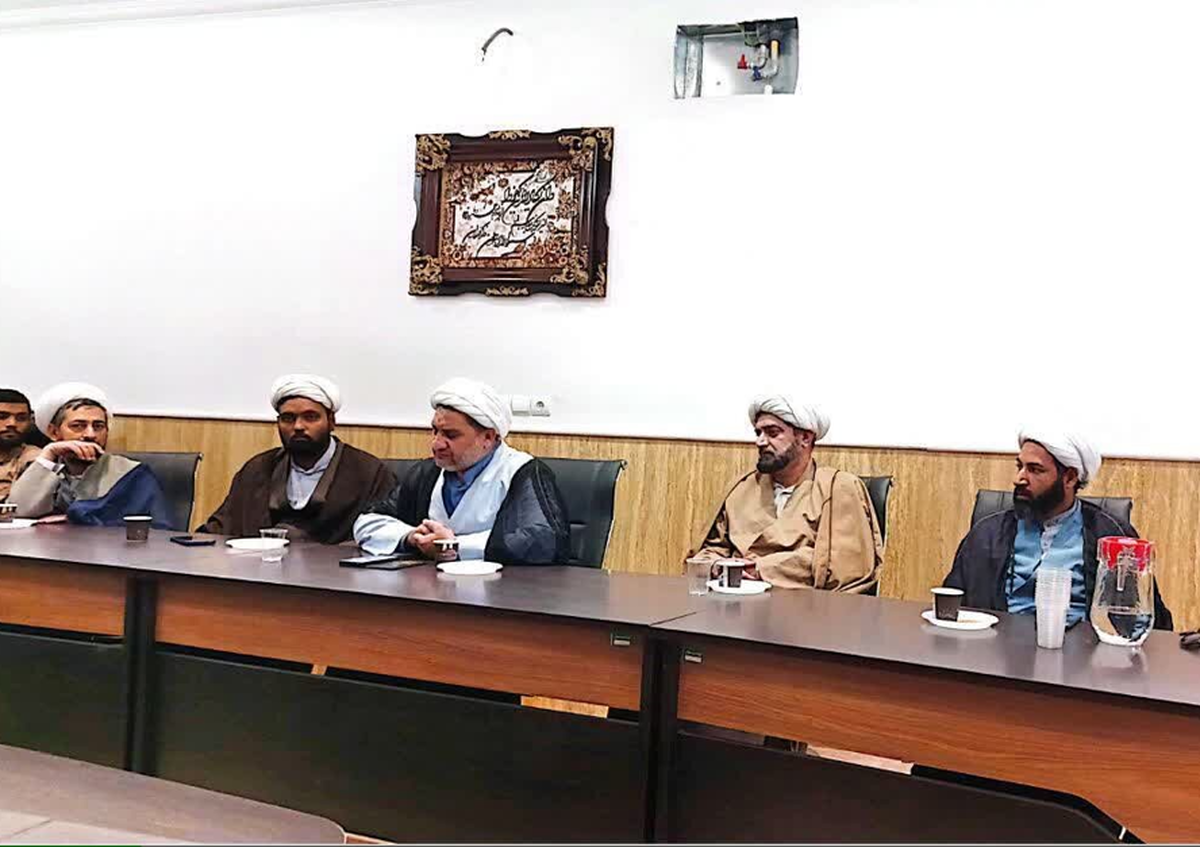 مبلغان طرح امین بر جذب دانش‌آموزان مستعد به حوزه‌های علمیه تمرکز کنند