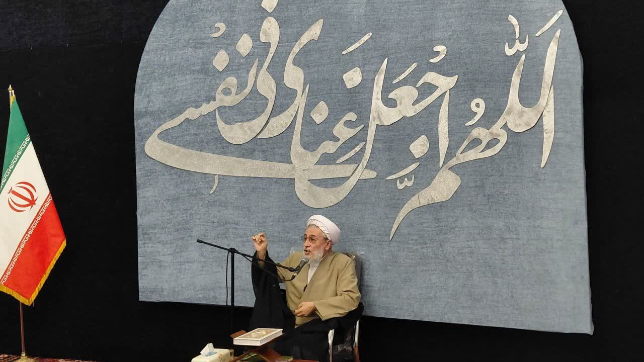 طنین نوای «عرفه» در بناب/ عرفه فرصتی استثنایی برای خودسازی و تجلی عبودیت+ تصاویر