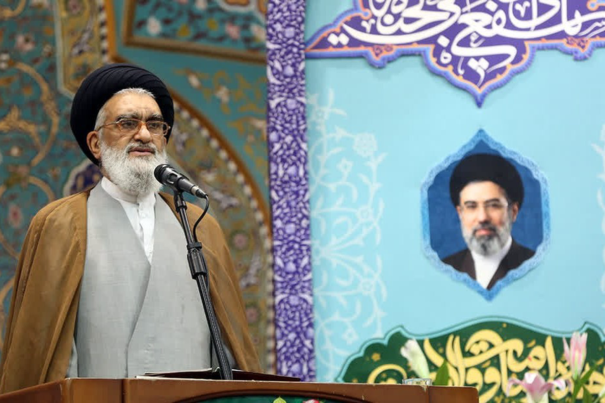 مسئولان با روحیه جهادی، با گرانی و فساد برخورد کنند