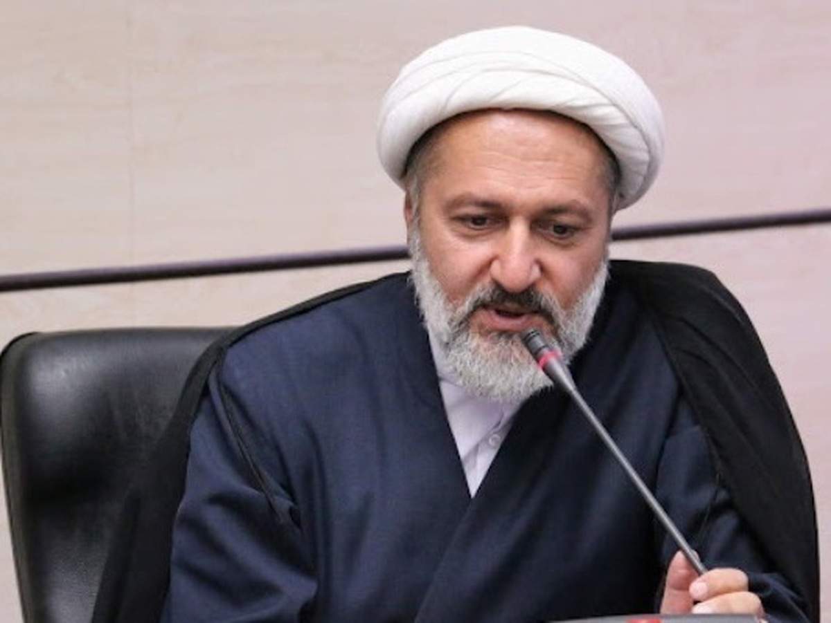 پرچم خون‌خواهی رهبر شهید هرگز بر زمین نخواهد ماند/ دانشگاهیان ادامه‌دهنده راه رهبر شهید