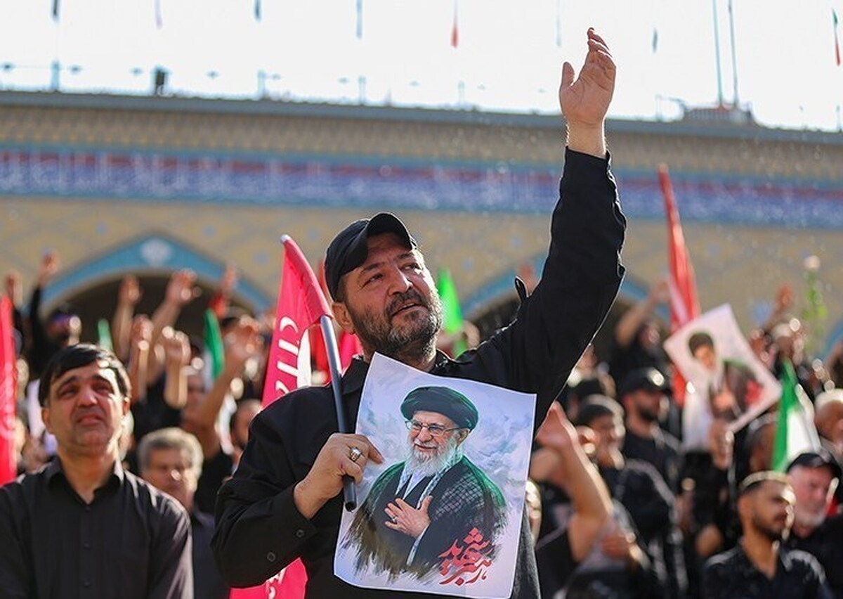 واکنش صهیونیست‌ها به مراسم وداع با امام شهید امت؛ انگشت در چشم آمریکا