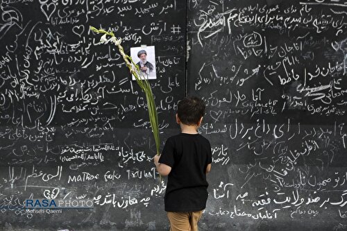 حال‌وهوای دلدادگان رهبر شهید انقلاب در نخستین روز وداع