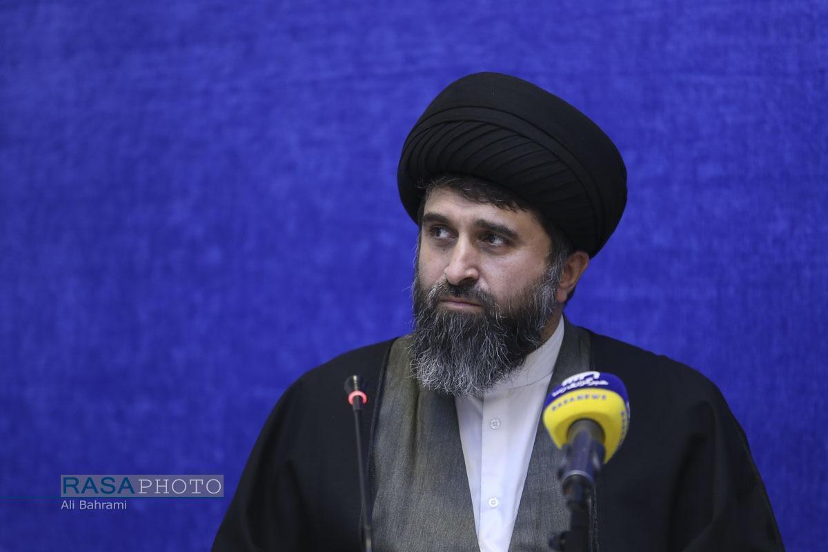 ضرورت حفظ اصالت حوزه علمیه و پیش‌دستی در تبیین گفتمان امامین انقلاب