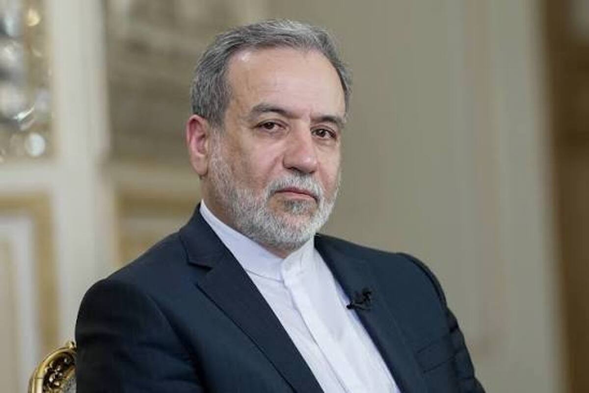 قدردانی عراقچی از مردم و دولت عراق برای برگزاری باشکوه مراسم تشییع پیکر مطهر رهبر شهید