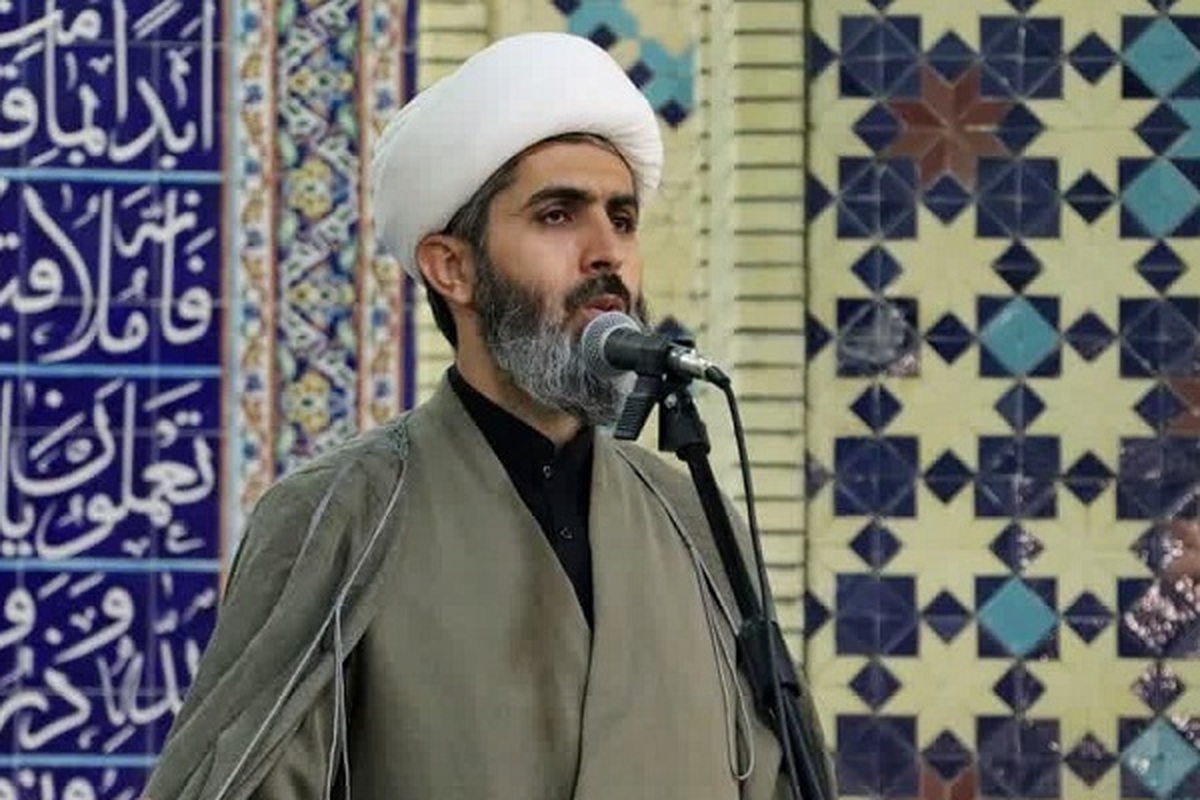 حضور میلیونی در تشییع امام شهید پیام روشن عدم سازش با دشمن بود