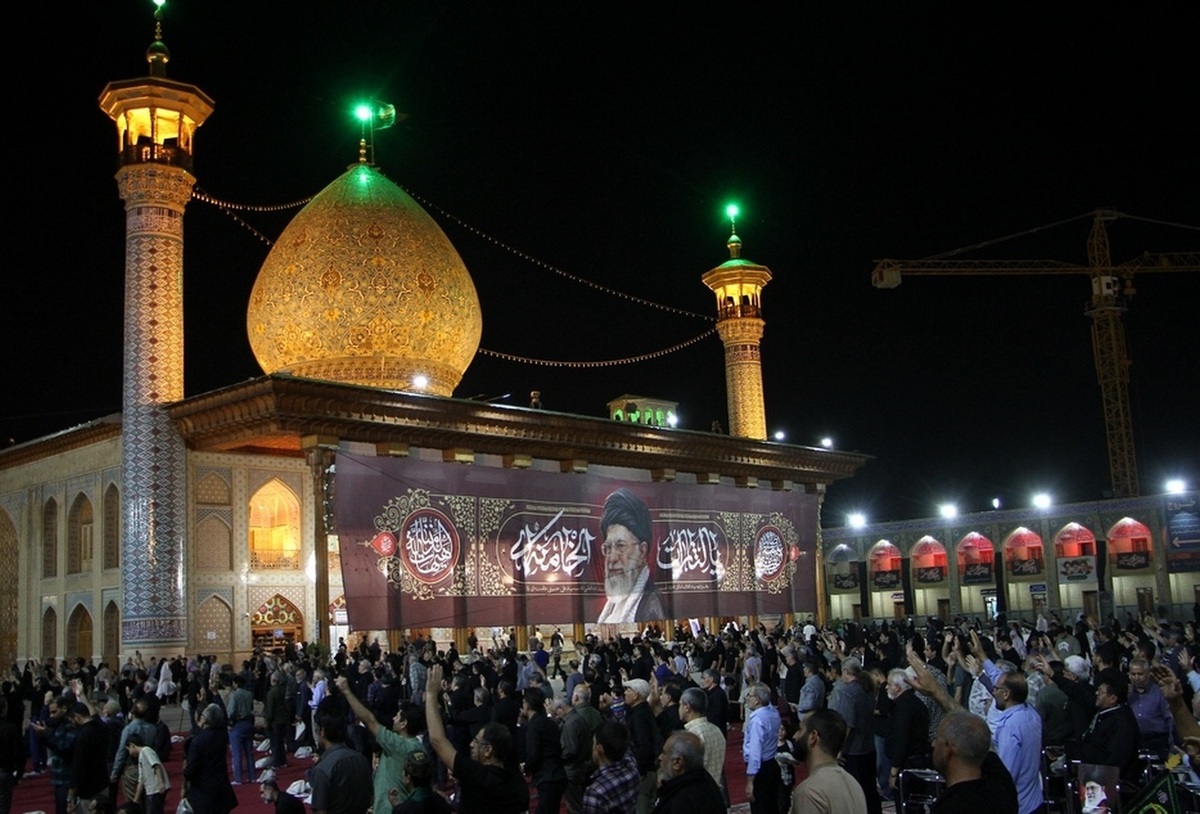 حرم مطهر شاهچراغ میزبان مراسمات سوگواری امام شهید