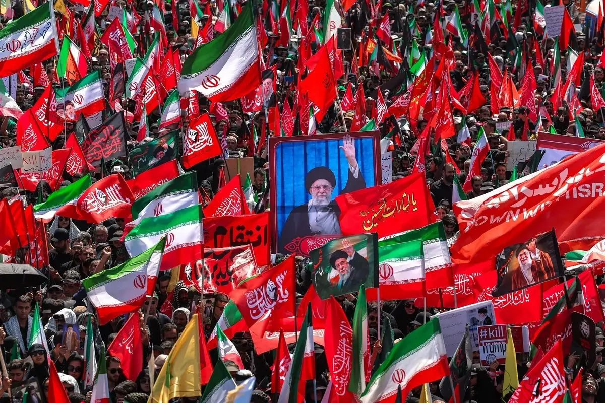 واجبی فراموش‌نشدنی؛ نگاهی به مسئولیتِ پیروان در قبالِ رهبر