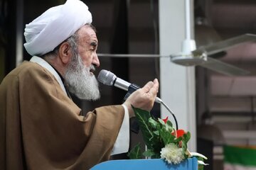 تشییع رهبر شهید نمایش اقتدار ملی و تجدید عهد مردم با آرمان‌های انقلاب بود