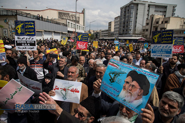 راهپیمایی نمازگزاران تهران در حمایت از سپاه