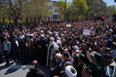 تشییع با شکوه طلبه شهید حجت الاسلام قاسمی در همدان