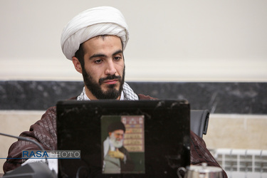 سیزدهمین گعده یادداشت خوانی نویسندگان حوزوی