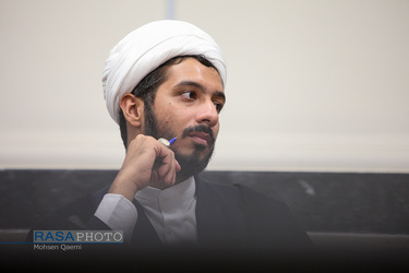 سیزدهمین گعده یادداشت خوانی نویسندگان حوزوی