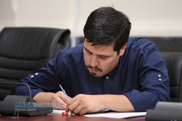 سیزدهمین گعده یادداشت خوانی نویسندگان حوزوی