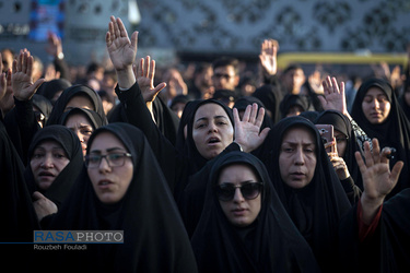 اجتماع بزرگ عاشقان اربعین حسینی در تهران