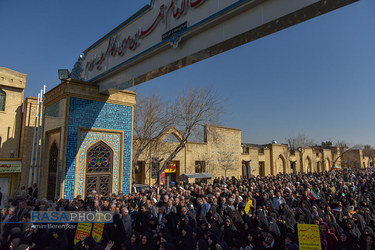 راهپیمایی نمازگزاران شیراز در حمایت از عزت و اقتدار نظام اسلامی