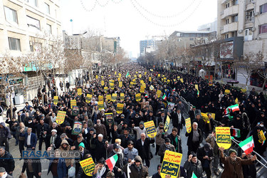 راهپیمایی نمازگزاران مشهد در حمایت ازسپاه و اقتدار و امنیت نظام اسلامی