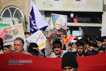 فجر سلیمانی | راهپیمایی مردم بیرجند در یوم الله ۲۲ بهمن