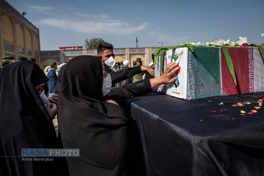 تشییع پیکر پاک ۴ شهید ناوچه کنارک در شیراز‎