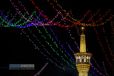 حرم مطهر حضرت امام علی بن موسی الرضا (علیه السلام) در شب میلاد