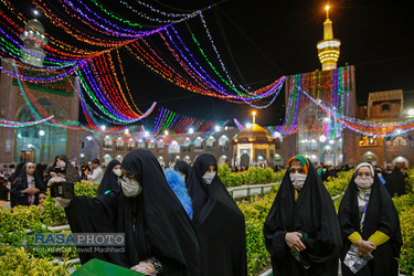 حرم مطهر حضرت امام علی بن موسی الرضا (علیه السلام) در شب میلاد