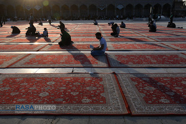 حال و هوای مسجد مقدس جمکران در روز عرفه