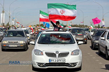 عکس‌های منتخب خبرگزاری رسا از راهپیمایی یوم الله ۲۲ بهمن ۱۳۹۹