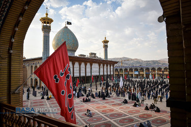 آیین تعویض پرچم حرم حضرت احمد بن موسی الکاظم در شیراز