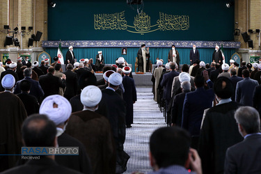 دیدار میهمانان کنفرانس وحدت اسلامى‌ و جمعی از مسئولان نظام با رهبر انقلاب