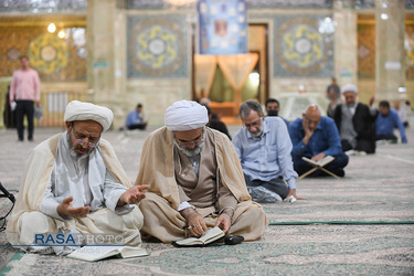 مراسم مناجات خوانی شب‌های ماه مبارک رمضان در مسجد امام حسن عسکری (ع)