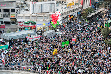 جشن بزرگ میلاد حضرات پیامبراعظم و امام جعفر صادق (صلوات الله علیهم) در میدان، ولی عصر تهران