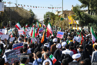 راهپیمایی باشکوه ۱۳ آبان در قم