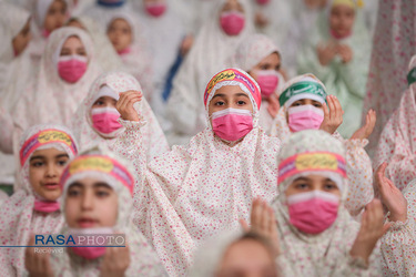 مراسم جشن تکلیف دختران دانش‌آموز با حضور مقام معظم رهبری