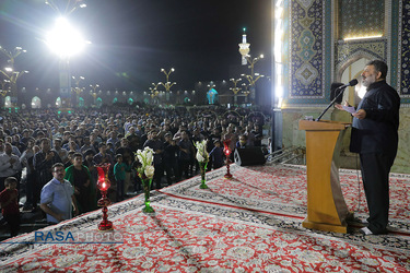 اجتماع زائران و مجاوران رضوی در شب شهادت حضرت جوادالائمه (علیه السلام)