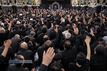 آخرین شب مراسم عزاداری حضرت اباعبدالله الحسین (علیه‌السلام) با حضور رهبر انقلاب