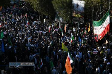 راهپیمایی مردم مومن و انقلابی قم در حمایت از مردم مظلوم غزه