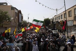 راهپیمایی نمازگراران جمعه قم علیه جنایات صهیونیست‌ها در غزه و لبنان