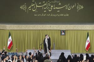 دیدار معلمان با رهبر معظم انقلاب