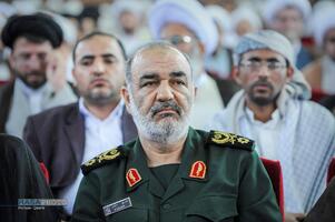 تصاویری از فرمانده شهید سپاه پاسداران انقلاب اسلامی سردار حسین سلامی