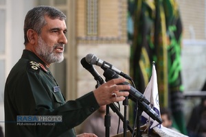 تصاویری از فرمانده شهید هوافضای سپاه سردار حاجی زاده