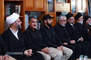 مراسم بزرگداشت شهدای حوادث اخیر توسط دفتر مقام معظم رهبری در نجف اشرف
