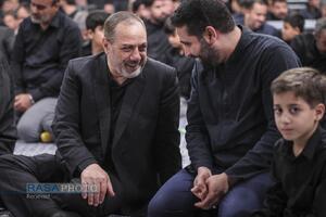 مراسم عزاداری شب هشتم محرم ۱۴۴۷ در حسینیه امام خمینی (ره)