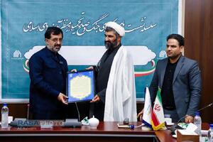 بازدید استاندار قم به‌مناسبت روز خبرنگار از خبرگزاری رسا